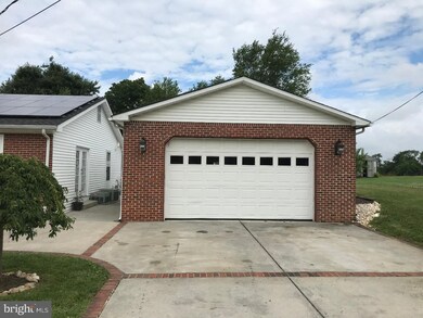 313 Barbara Dr, Clarksboro, NJ 08020 - photo 2