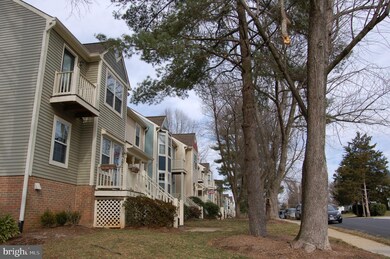 300B Locust St SE, Vienna, VA 22180 - photo 2