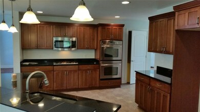 unlisted-address, Erie, PA 16506 - photo 6