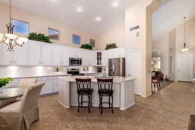 Gorgeous white kitchen