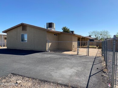 2 Plex with Asphalt Parking