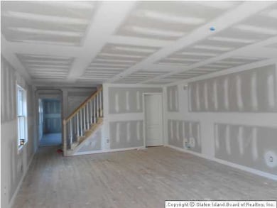 27 Cannon Ave, Staten Island, NY 10314 - photo 6