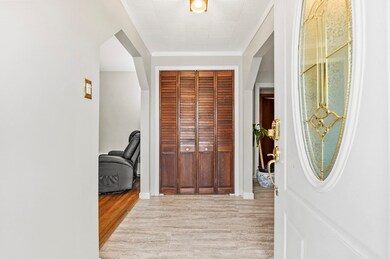 27 Winslow St, Gardner, MA 01440 - photo 2