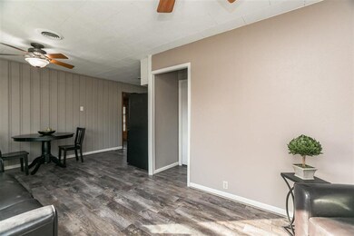 284 Foote St SW, Cedar Rapids, IA 52404 - photo 7