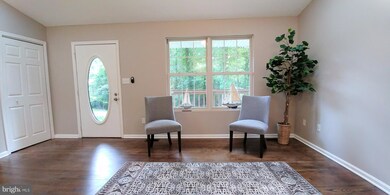 12548 Calyx Rd, Lusby, MD 20657 - photo 4