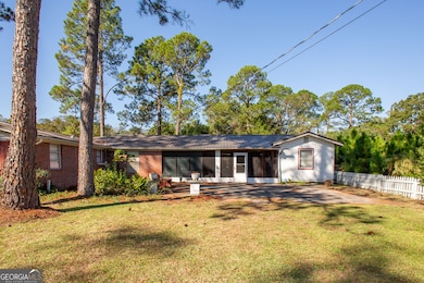 135 Morgan St, Waycross, GA 31501 - photo 4