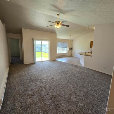 731 Caswell Ave W, Twin Falls, ID 83301 - photo 6