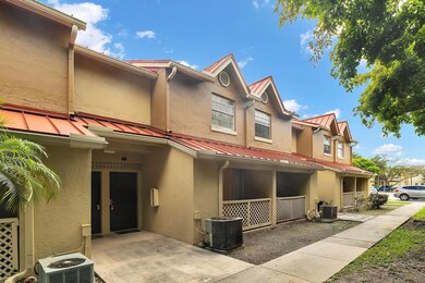 18352 NW 68th Ave unit M, Hialeah, FL 33015 - photo 3