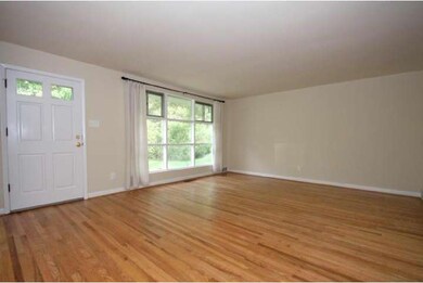 9 Grove Ln, Broomall, PA 19008 - photo 5