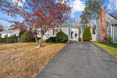 69 Parkway Ave, Cranston, RI 02905 - photo 4
