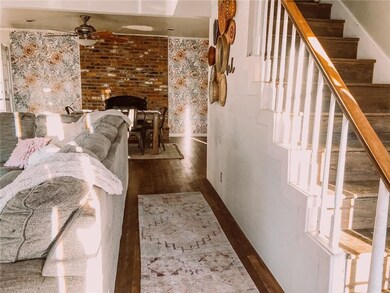 913 S 19th St, Rogers, AR 72758 - photo 3