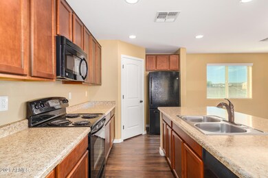 1547 E. Hummingbird Wy