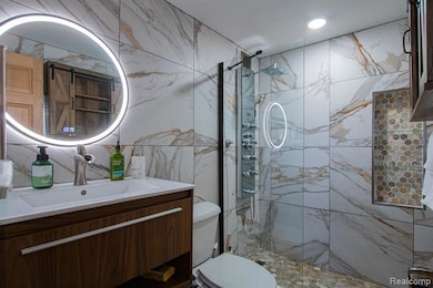 East Cooperative Lafayette unit 1909, Detroit, MI 48207 - photo 3