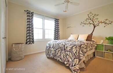 2117 Trowbridge Ct, Glenview, IL 60026 - photo 6