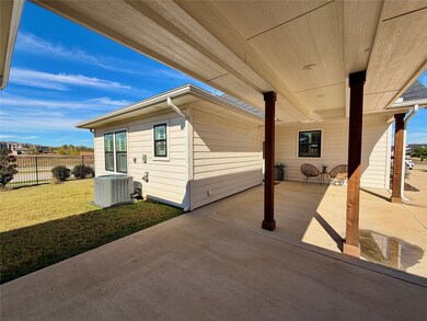 649 Gray Rd, Burleson, TX 76028 - photo 6