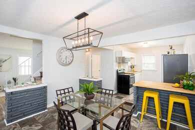 2265 Argyle Drive. 43219_035