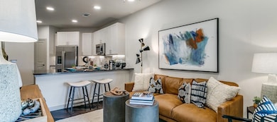 For a limited time, receive 10-weeks free on 1-bedroom homes! Move in by 12/31/25.