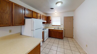 2503 Pecan Dr, Alamogordo, NM 88310 - photo 4
