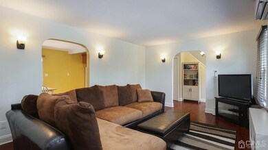 1101 Hazelwood Ave, Middlesex, NJ 08846 - photo 5