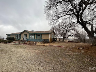 18651 Mountain Climber Way, Tehachapi, CA 93561 - photo 4