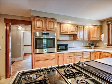 2 Carriage House Ln, Bath, ME 04530 - photo 6