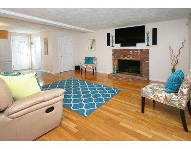 42 Agostino Dr, Wilmington, MA 01887 - photo 4