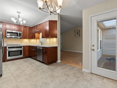 1106 Stratford Ct unit C, Elgin, IL 60120 - photo 7