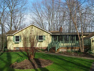 13029 Pine Hollow Rd, Trafford, PA 15085 - photo 3