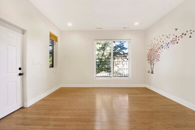 2921 W Glenlake Ave unit 2W, Chicago, IL 60659 - photo 7