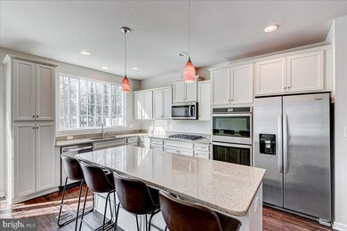 4001 Bradys Hill Rd, Triangle, VA 22172 - photo 4