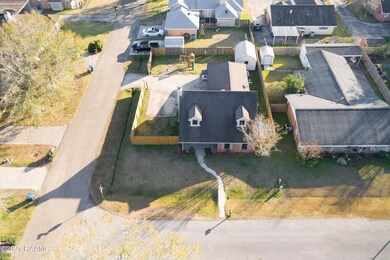 130 Village Green -23