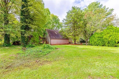 110 Brock Ct, Statesville, NC 28625 - photo 5