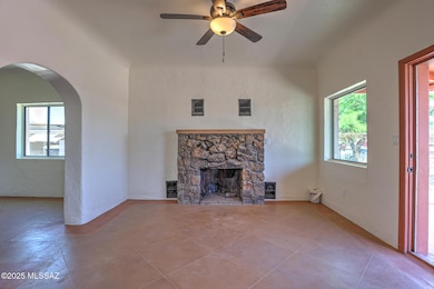 1113 W Huron St, Tucson, AZ 85745 - photo 2