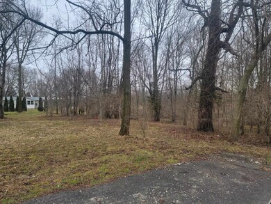 1723 E Williams St, Marion, IN 46953 - photo 2