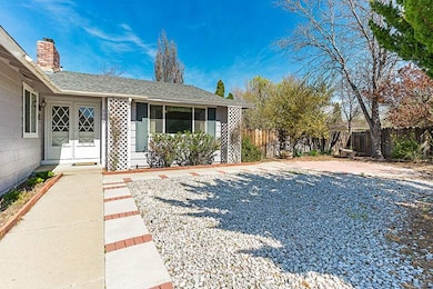 3067 Chollar Cir, Sparks, NV 89434 - photo 2