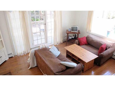 30 Cliff Ave, Newport, RI 02840 - photo 2