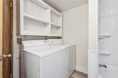 1215 5th Ave, Vinton, IA 52349 - photo 7