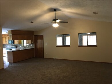 18803 Meadow Lark Ln, Tomball, TX 77377 - photo 5