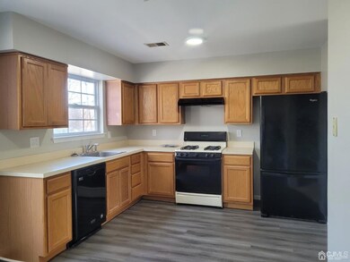 133 Aberdeen Rd unit 7, Matawan, NJ 07747 - photo 5