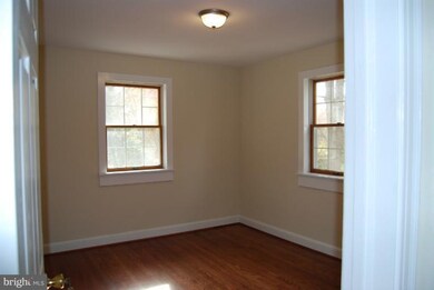 9317 Worrell Ave, Lanham, MD 20706 - photo 5