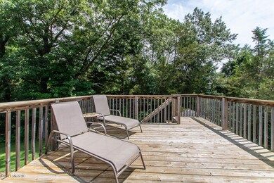 10122 Castle Creek Cir, Galesburg, MI 49053 - photo 3