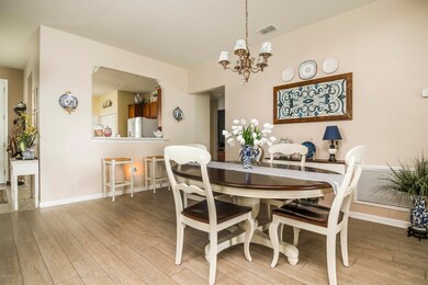 Formal Dining