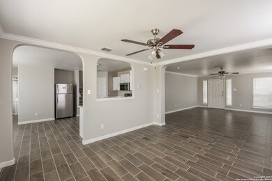 9731 Country Shadow, San Antonio, TX 78254 - photo 4