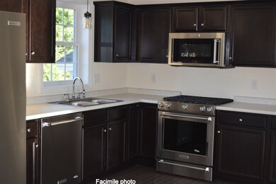 116 Millers Farm Dr unit Lot 104, Rochester, NH 03868 - photo 3