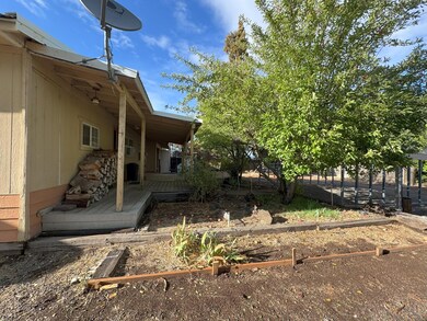 25991 Circle Bell Rd, Fall River Mills, CA 96028 - photo 4
