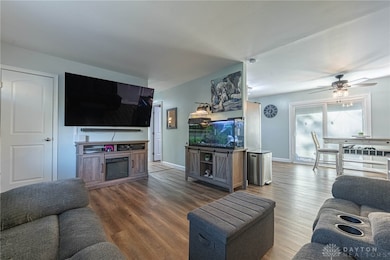 300 Carol Ln, Englewood, OH 45322 - photo 6