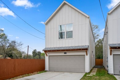 8017 Easter St, Houston, TX 77088 - photo 3
