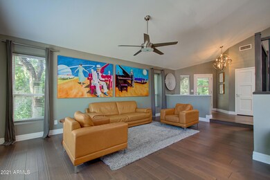 003_Living Room