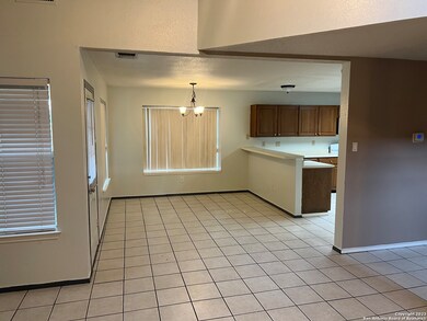 10130 Sandyglen, San Antonio, TX 78240 - photo 5