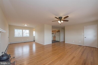 5122 Bushey Rd, Sykesville, MD 21784 - photo 4